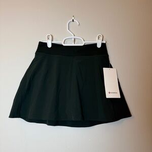 lululemon athletica rainforest green Women's Skirt with shorts